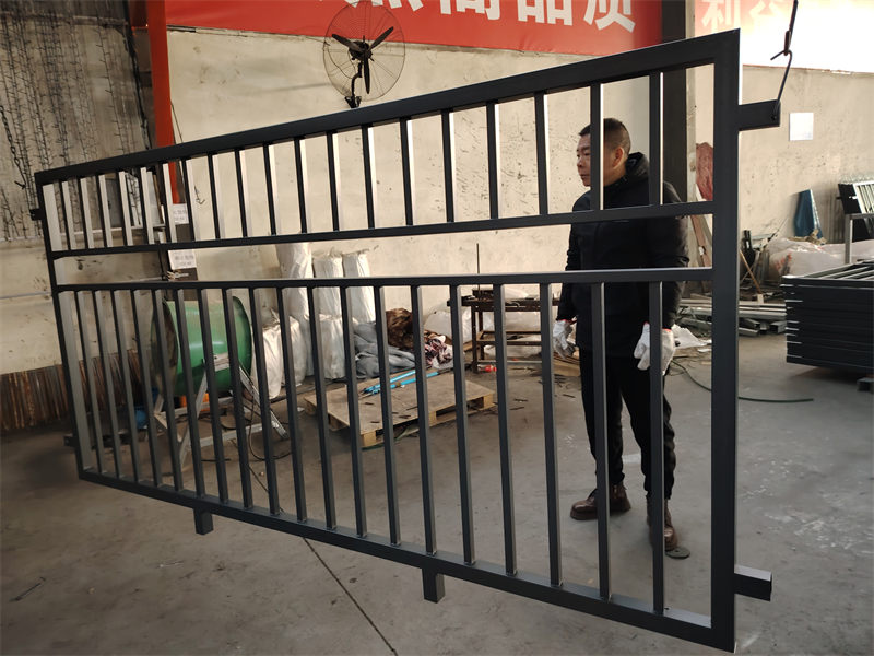 圍墻護(hù)欄